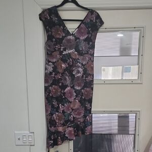 Jessica Simpson Maternity Black Floral V-Neck Midi Dress with Mauve Blooms